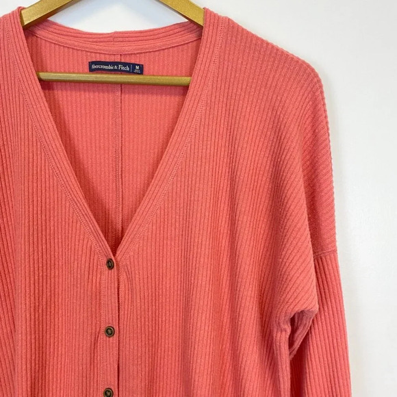 Abercrombie and Fitch Button Down Tie Boxy Top - Picture 5 of 8